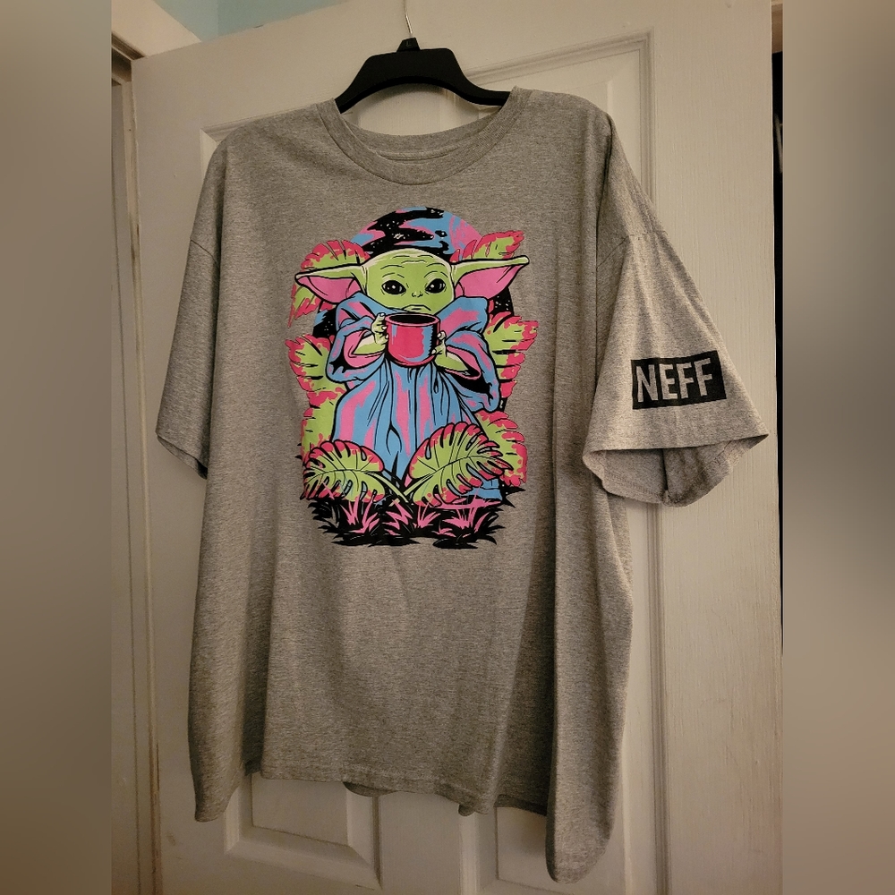NWOT NEFF Baby Yoda Grogu Star Wars T-Shirt